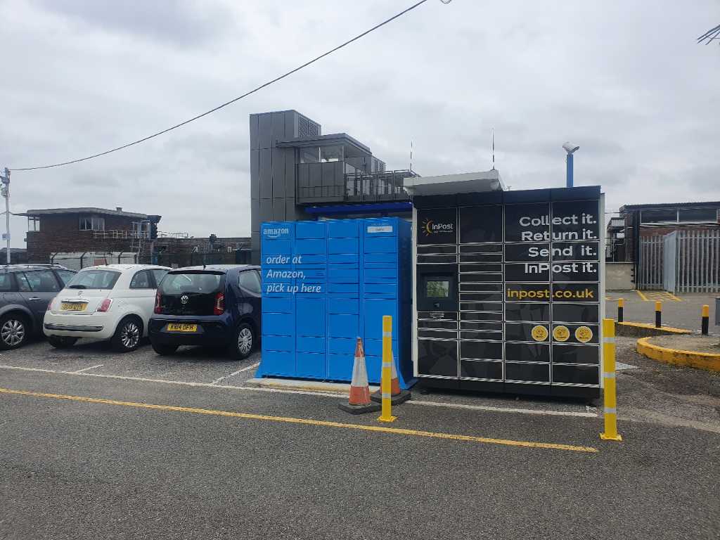 InPost locker at Chigwell Lane 24/7 InPost Locker - Debden Station, Loughton