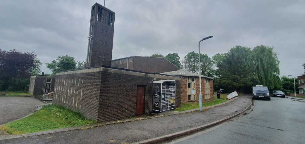 InPost locker at Edmunds Close Yeading 24/7 InPost Locker - St Edmunds Church Yeading, London