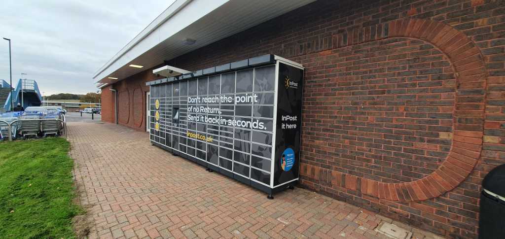 InPost locker at Wickhurst Lane 24/7 InPost Locker - TESCO Horsham Extra, Broadbridge Heath