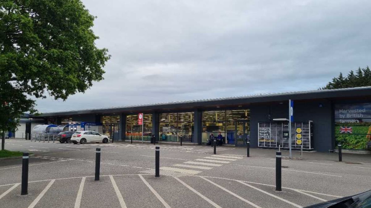 InPost locker at Tavistock Road 24/7 InPost Locker - TESCO SUPERSTORE Launceston, Launceston