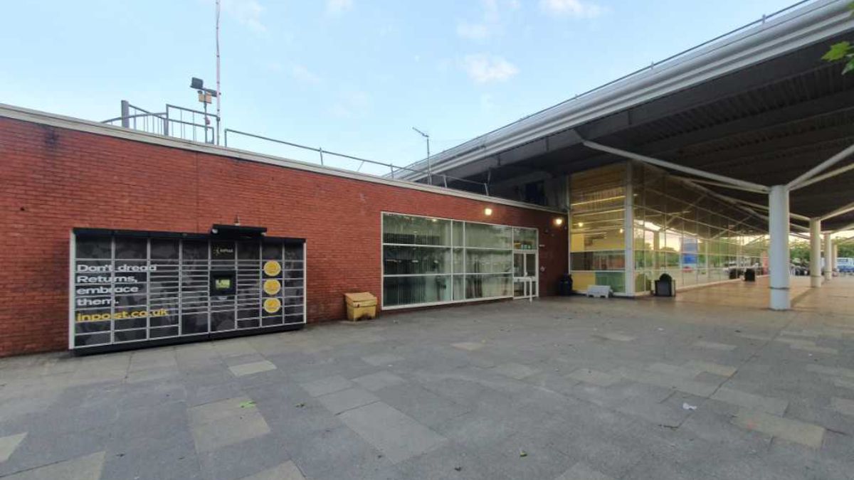 InPost locker at Albert Row, Oystermouth Road, Central 24/7 InPost Locker - TESCO SUPERSTORE Swansea Marina, Swansea