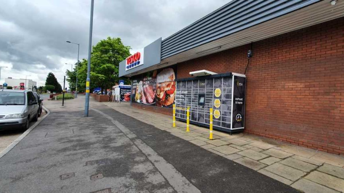 InPost locker at Coventry Road 24/7 InPost Locker - TESCO Shelden, Birmingham