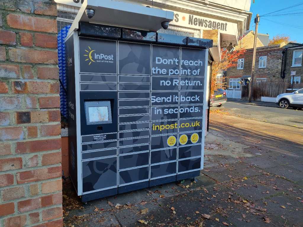 InPost locker at 11 Cunnington Street 24/7 InPost Locker - Marie's Store, London