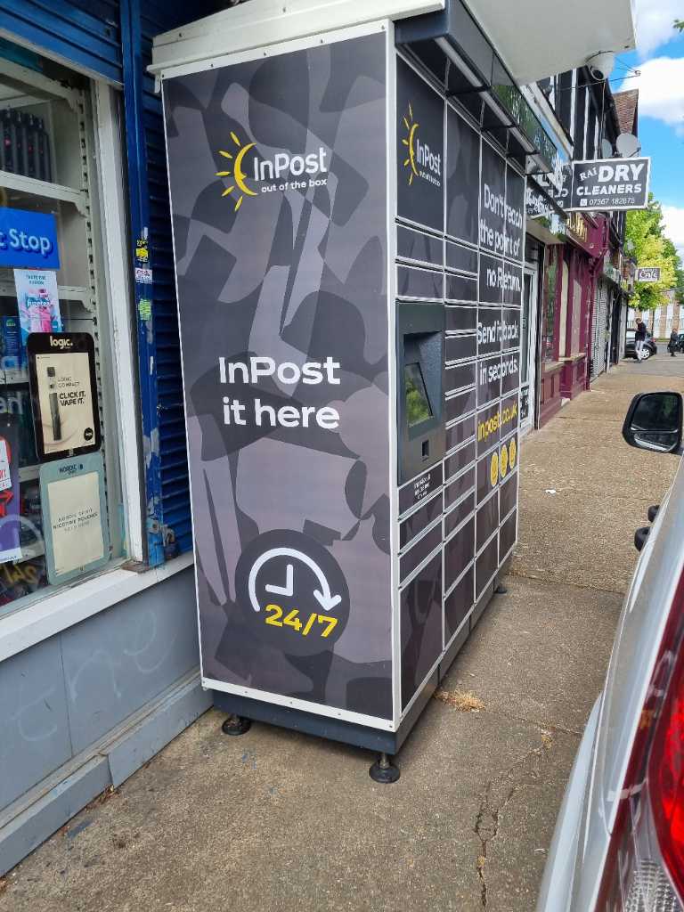 InPost locker at 19 Tentelow Lane 24/7 InPost Locker - PTS Convenience Store, Southall