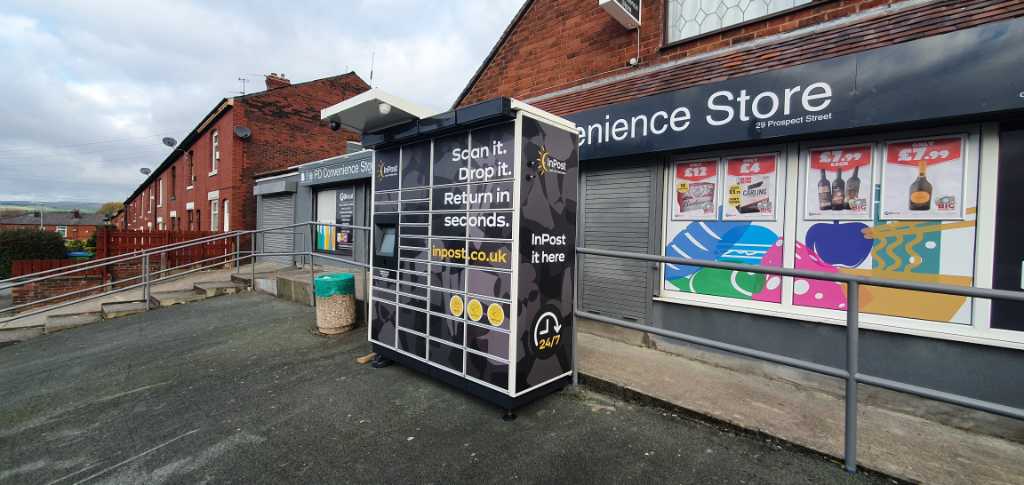 InPost locker at 29 Prospect Street 24/7 InPost Locker - PD Convenience Store, Heywood