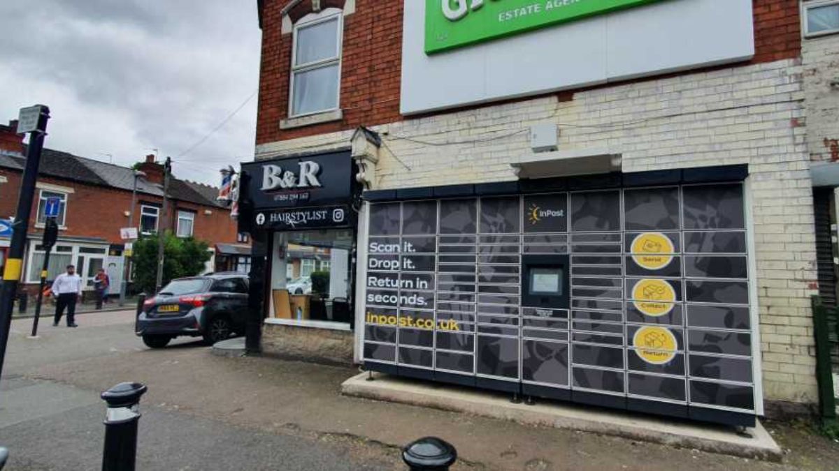 InPost locker at 1 Solihull Road 24/7 InPost Locker - B&R Barbers, Birmingham