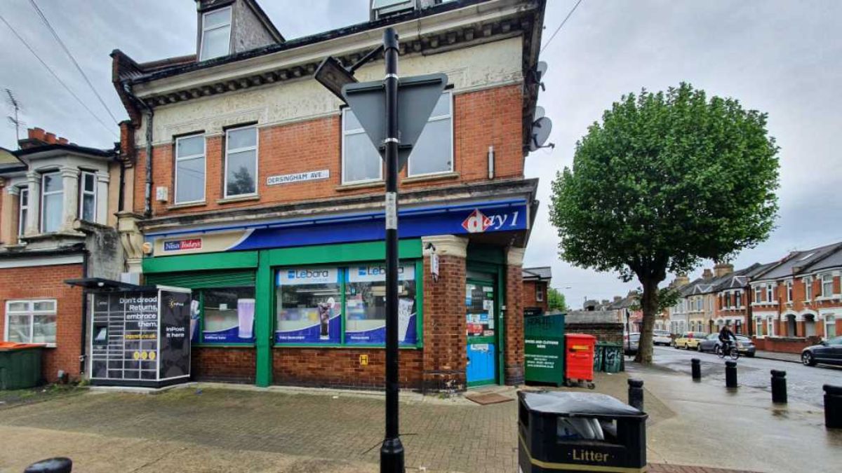 InPost locker at 397 Dersingham Avenue 24/7 InPost Locker - Nisa Today, London