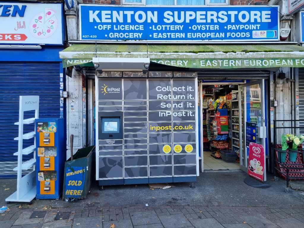 InPost locker at 439 Kenton Road 24/7 InPost Locker - Kenton Superstore, Harrow