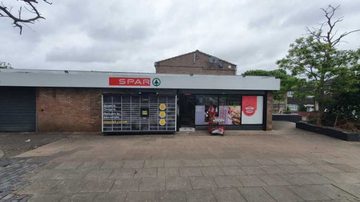 InPost locker at 10-12 Brookfarm Walk 24/7 InPost Locker - SPAR Chelmsley Wood, Chelmsley Wood