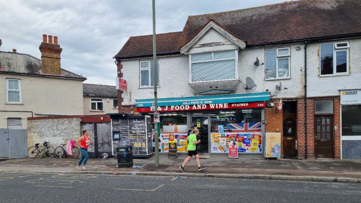 InPost locker at 199 Laleham Road 24/7 InPost Locker - K&J Food & Wine, Staines