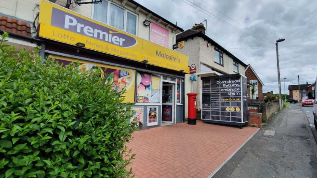 InPost locker at 91-93 Watsons Green Road 24/7 InPost Locker - Malcolm News, Dudley