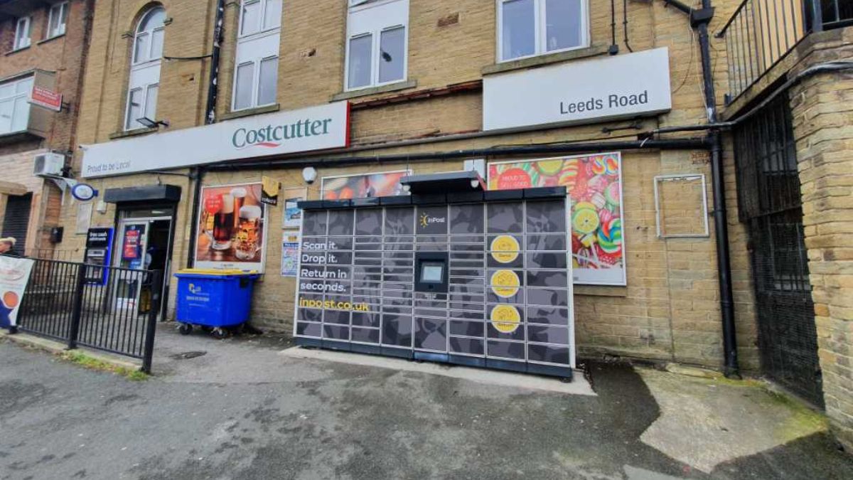 InPost locker at 196 Leeds Road 24/7 InPost Locker - Costcutter Leeds Road, Bradford