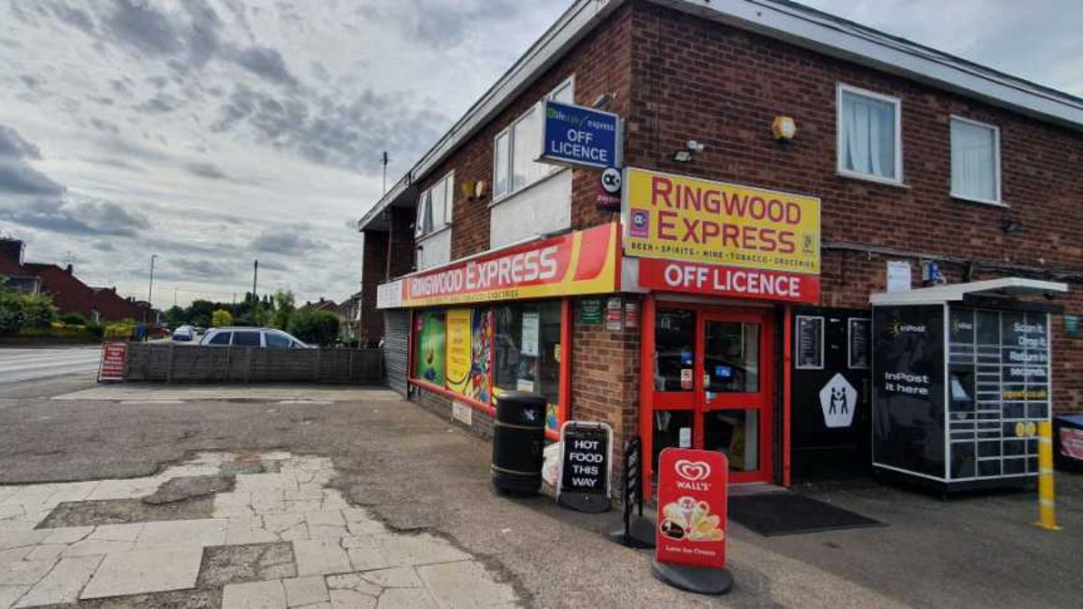 InPost locker at 119 Ringwood Hwy 24/7 InPost Locker - Ringwood Express, Coventry