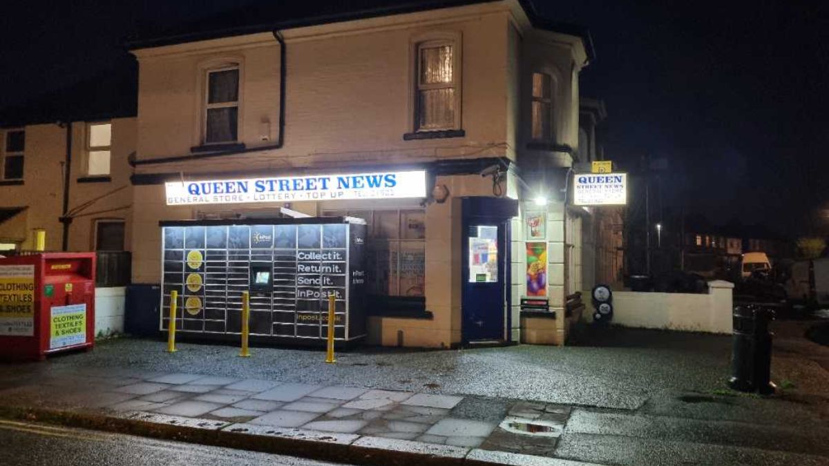 InPost locker at 39 Queen Street 24/7 InPost Locker - Queen Street News, Worthing