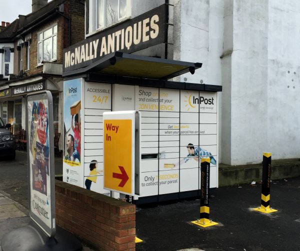 InPost locker at Brighton Road 24/7 InPost Locker - Shell Brighton Road, Croydon