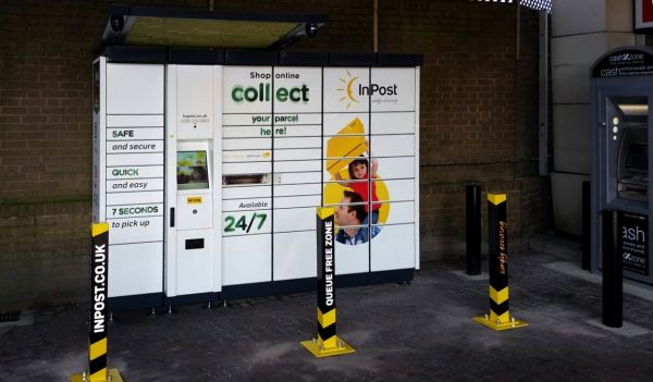 InPost locker at 37a Shooters Hill Road 24/7 InPost Locker - Esso Shooters Hill Road, London/Greenwich