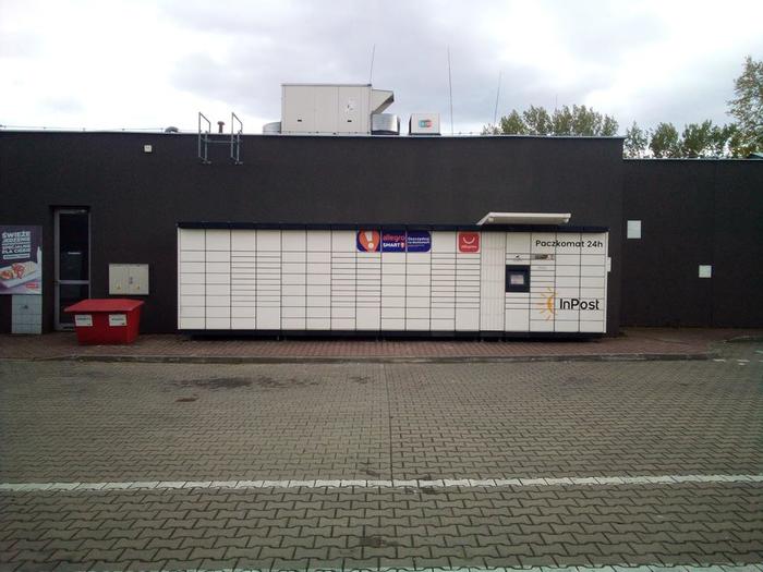 Paczkomat ALL01M Na stacji paliw Circle K