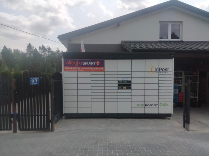 Поштомат ASTQ01BAPP Przy sklepie spożywczym