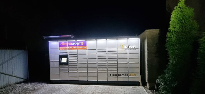 Paczkomat BARL01M Przy sklepie spożywczym