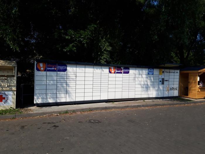 Paczkomat BBI15N Przy markecie Biedronka