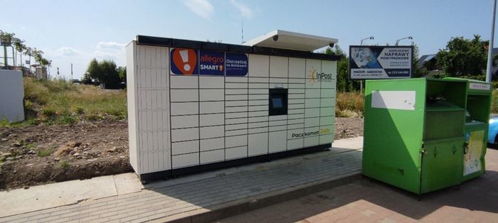 Paczkomat BBI42M Centrum handlowe Wapienica Cieszyńska 418