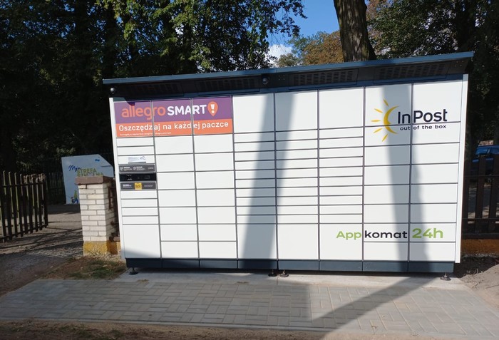 Paczkomat BCHV01BAPP Przy sklepie Livio