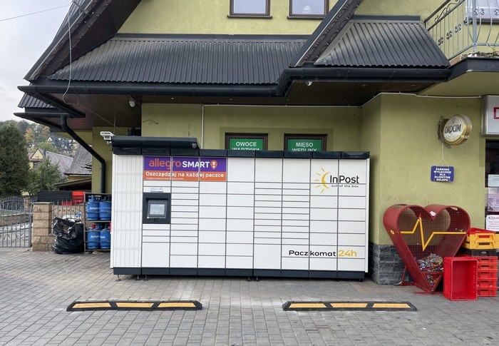 Paczkomat BDU02M Przy sklepie Top Market