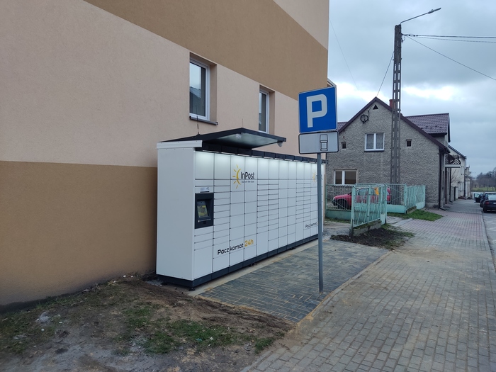 Paczkomat BEC02M Przy markecie Sedal