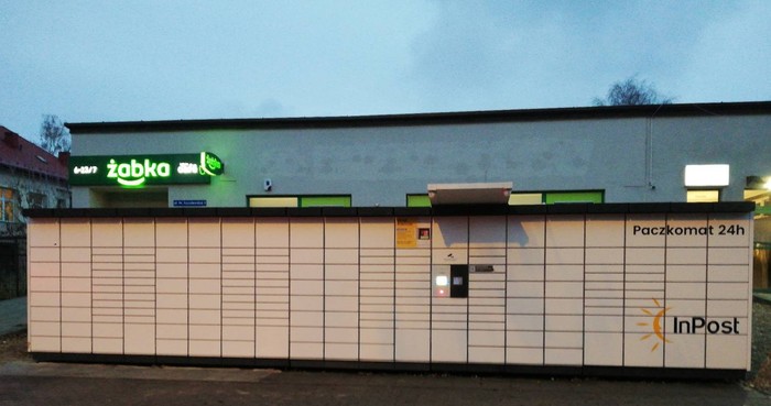 Paczkomat BED03N Przy sklepie Żabka