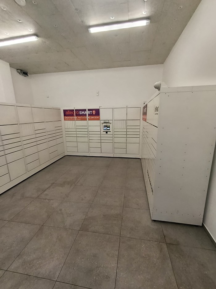 Поштомат BIA02H w lokalu usługowym