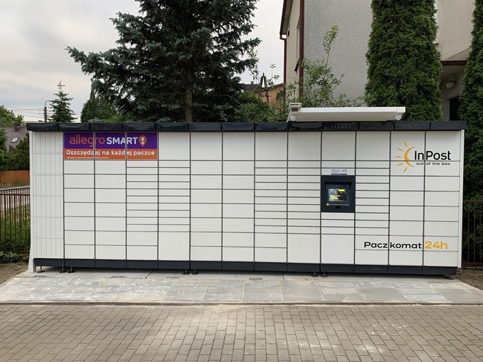 Paczkomat BIA110M Przy Gabinecie Stomatologicznym