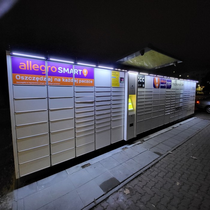 Поштомат BIA19A Na stacji paliw Circle K