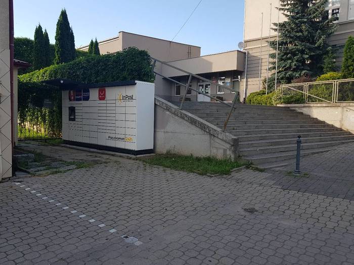 Поштомат BIA20M przy Bazarze Pałacowym