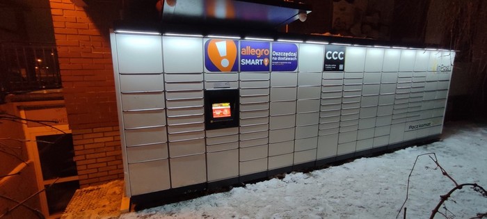 Paczkomat BIA28M przy sklepie Chorten