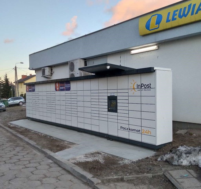 Paczkomat BIA33M przy sklepie Lewiatan