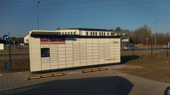 Поштомат BIA83M przy myjni samochodowej