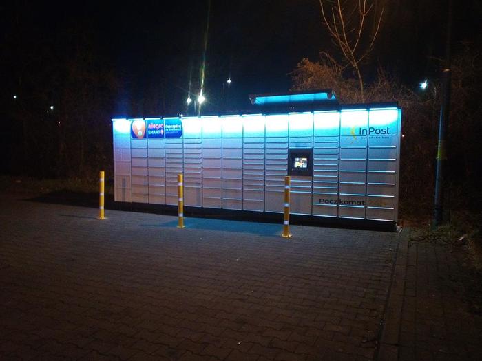 Paczkomat BIG05M Przy sklepie NETTO
