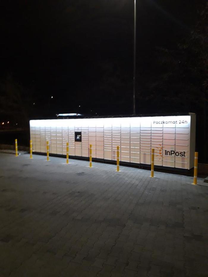 Paczkomat BIL02M Przy sklepie Lidl