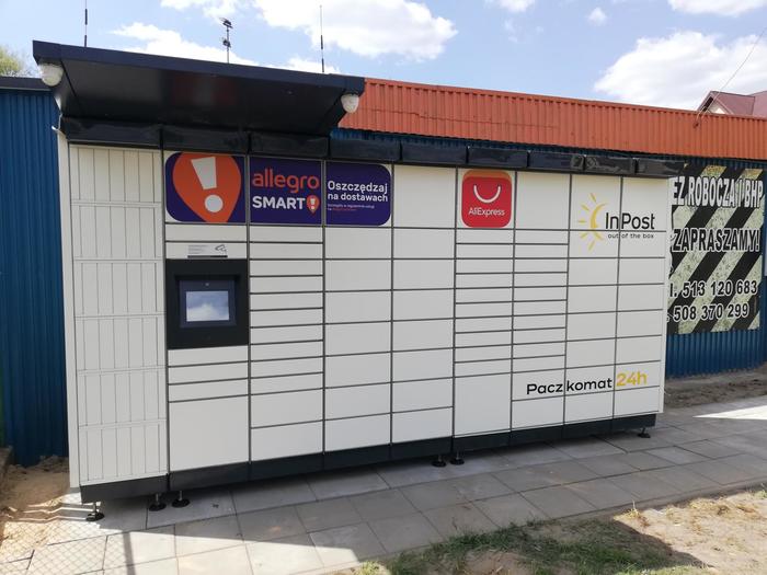 Paczkomat BIL04M Przy sklepie BHP
