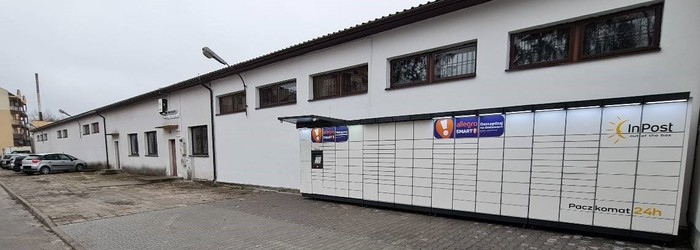Parcel Locker BIL06M Za salonem meblowym