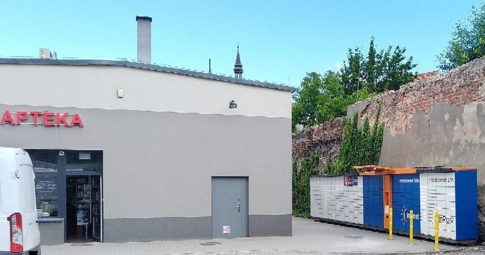 Paczkomat BIR01A Przy Centrum Zdrowia i Rehablitacji