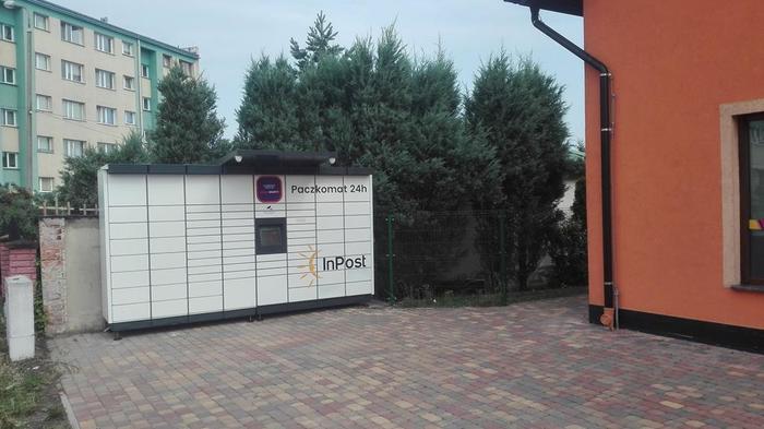 Paczkomat BLW01M Przy salonie fryzjerskim