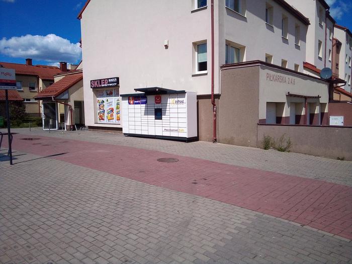 Paczkomat BOK02M Przy sklepie spożywczym