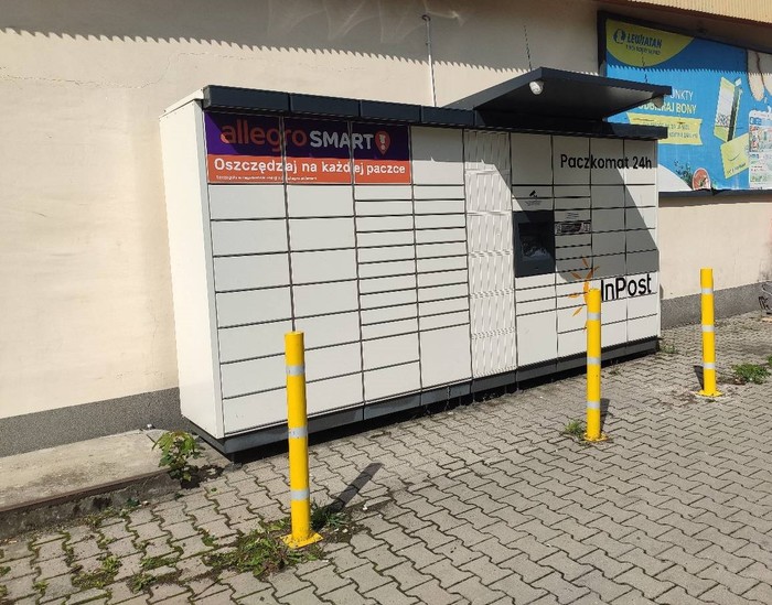 Paczkomat BOL02M Przy sklepie Lewiatan