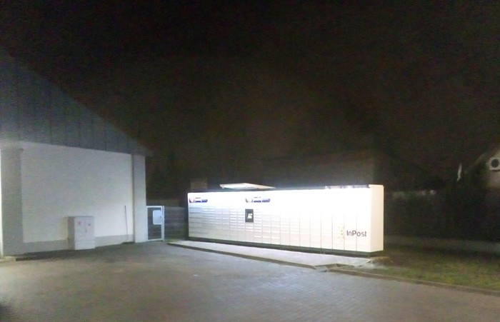 Paczkomat BPD02M Przy sklepie Lidl