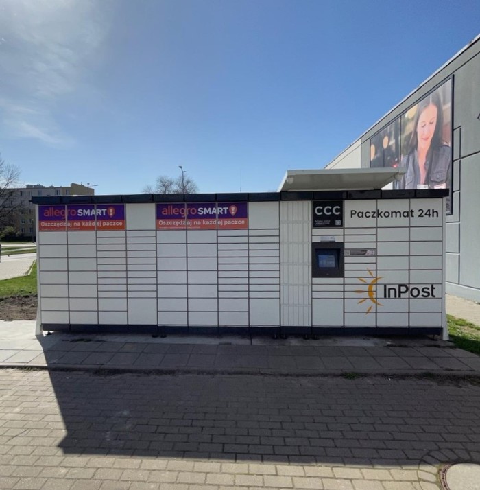 Parcel Locker BPO01M Na parkingu sklepu Kaufland