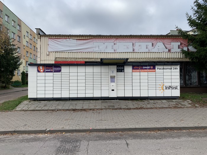 Paczkomat BPO04A Przy sklepie Metalowiec