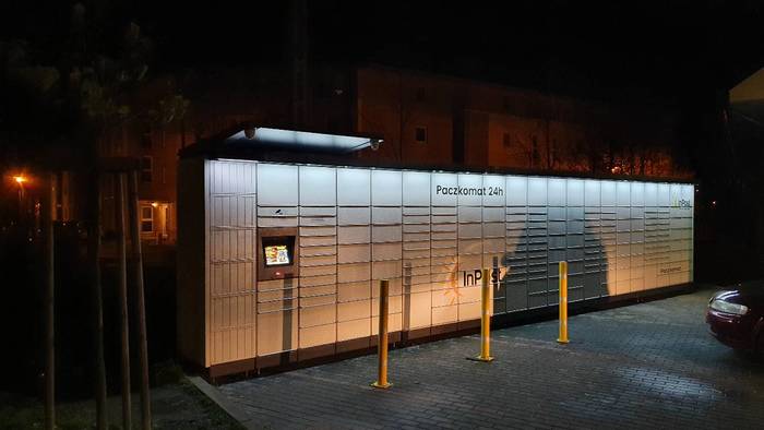 Paczkomat BRA01M Przy sklepie Alkohole Świata