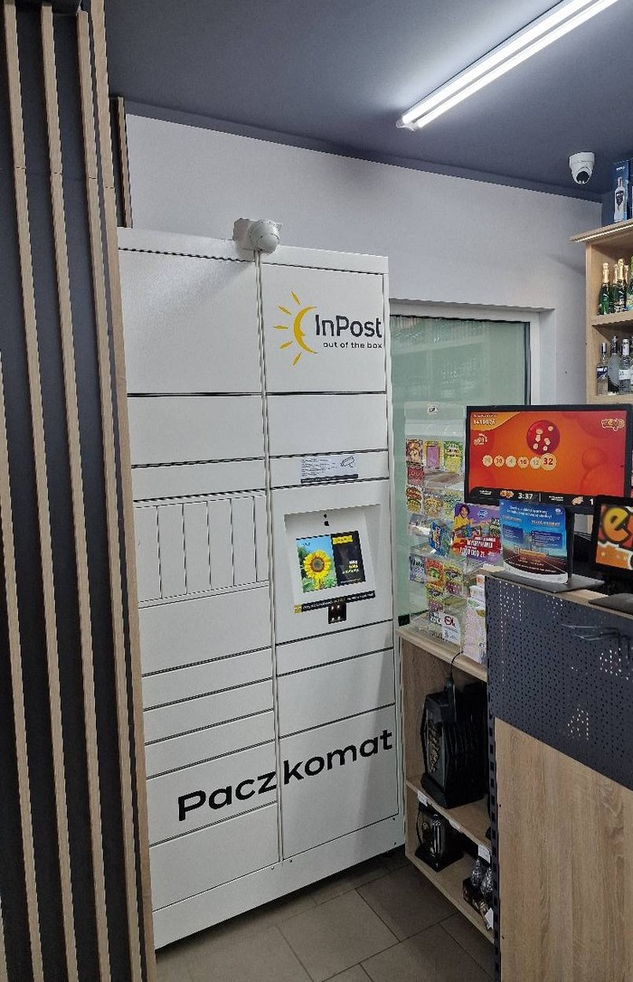 Paczkomat BRD02HP w sklepie spożywczym "Kaja"