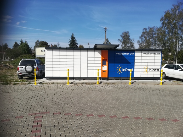 Paczkomat BRE02A Parking sklepu Spar